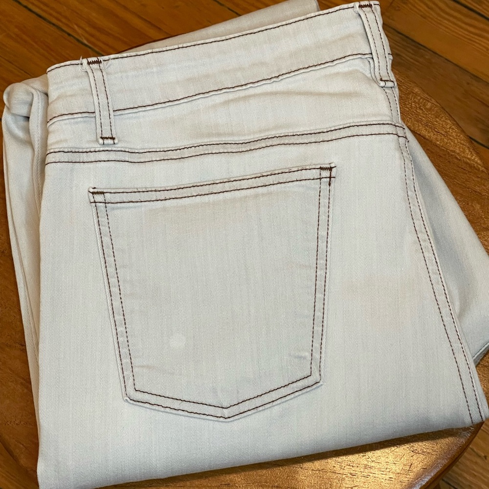 Eileen Fisher Pale Gray Straight Leg Jeans Size 14 Mid Rise 34x29